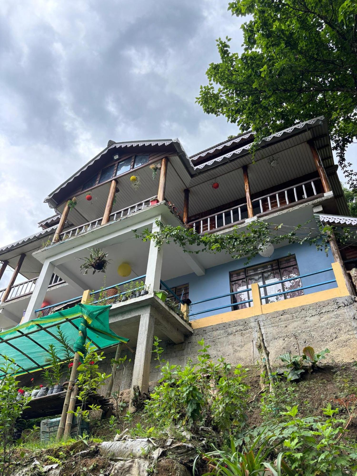 Hosanna Homestay Darjeeling  Exteriör bild